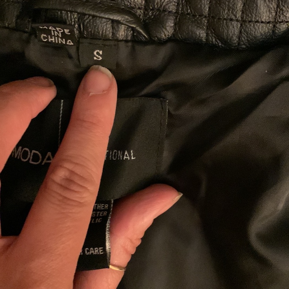 New Leather jacket - Picture 5 of 7